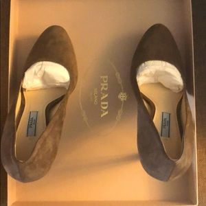 Prada Pumps